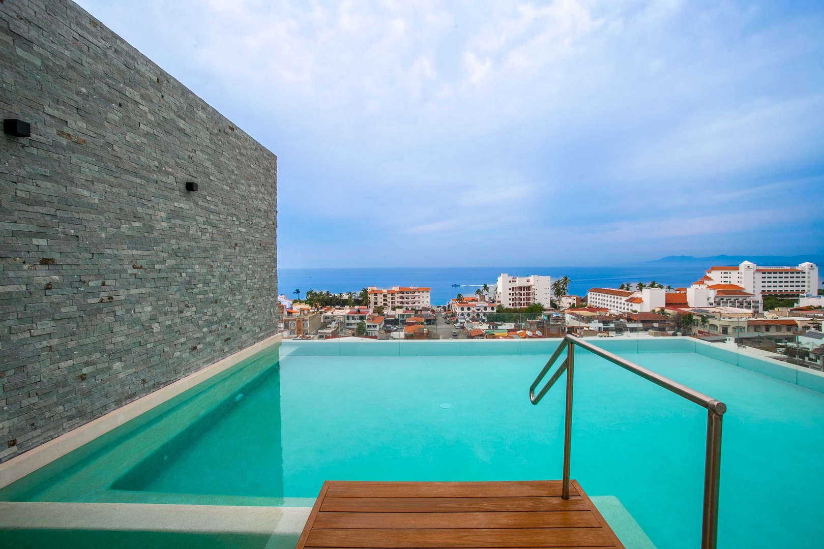 Modern 1BR | Walk to Beach & Boardwalk