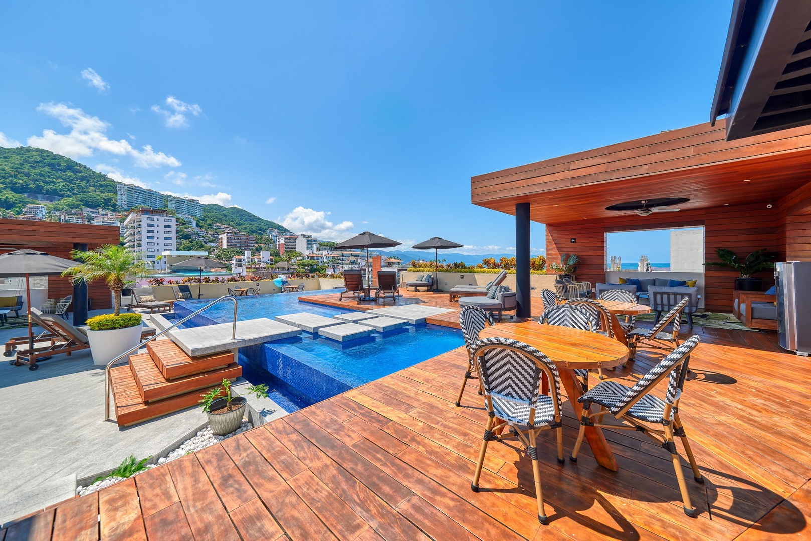 2 Pools and Gym w/ Workspace | Romantic Zone 1BR