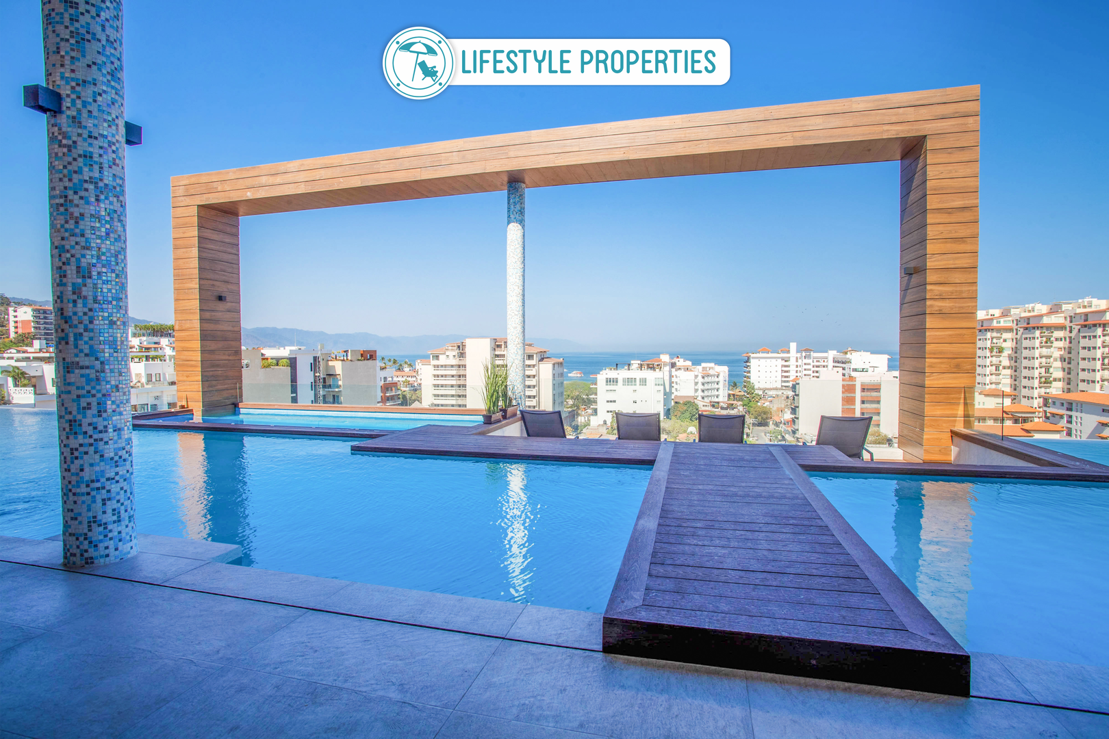 Wide balcony, pool, gym, hot tub