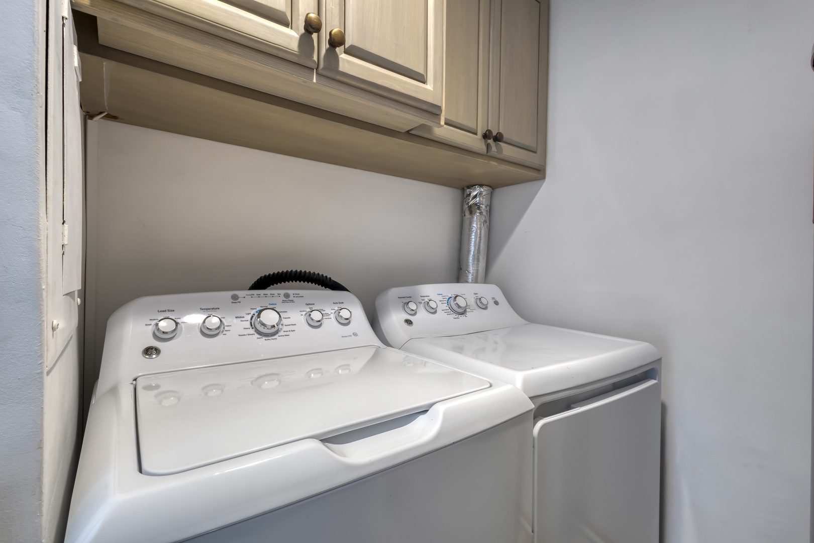 Your own private laundry area with full-size washer and dryer makes packing light easy, so you can spend more time enjoying your getaway.