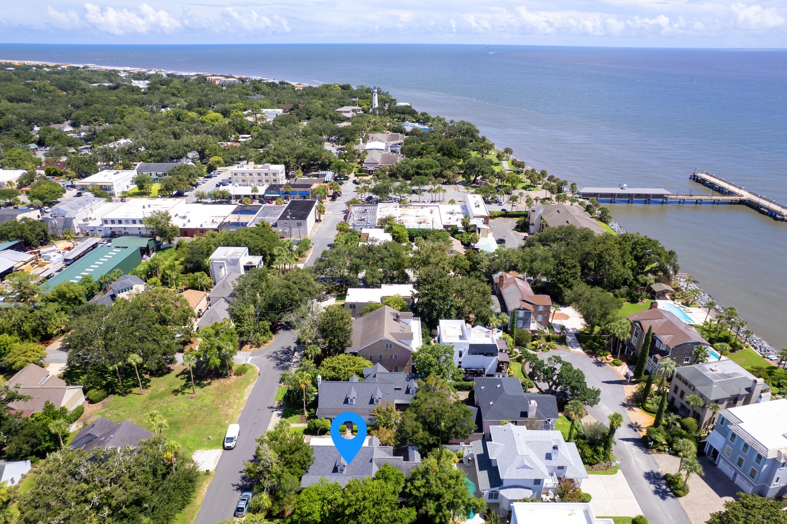 Pier House - 412 Butler