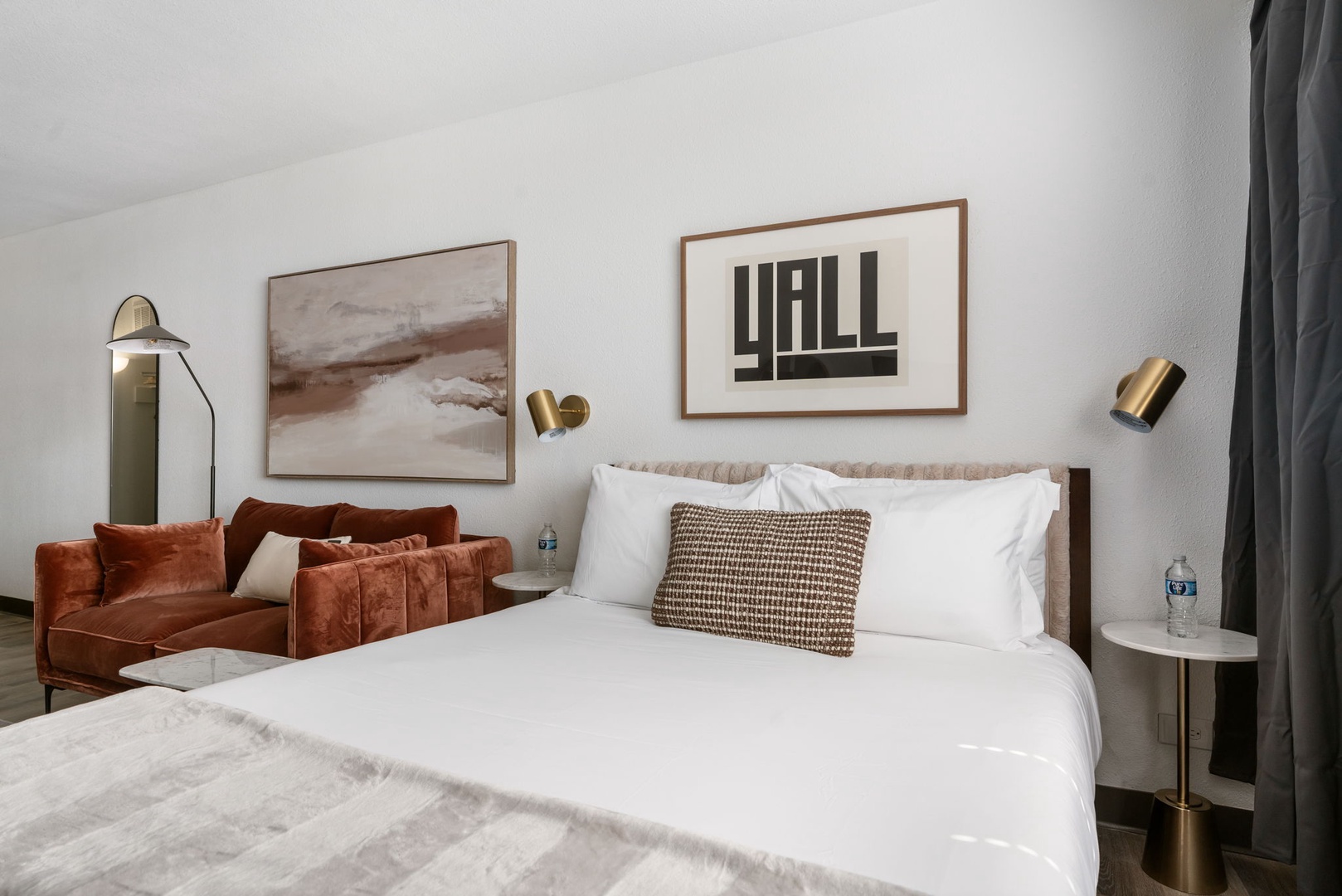 092-2828 Southwest Fwy-Houston Unit 421 10-25