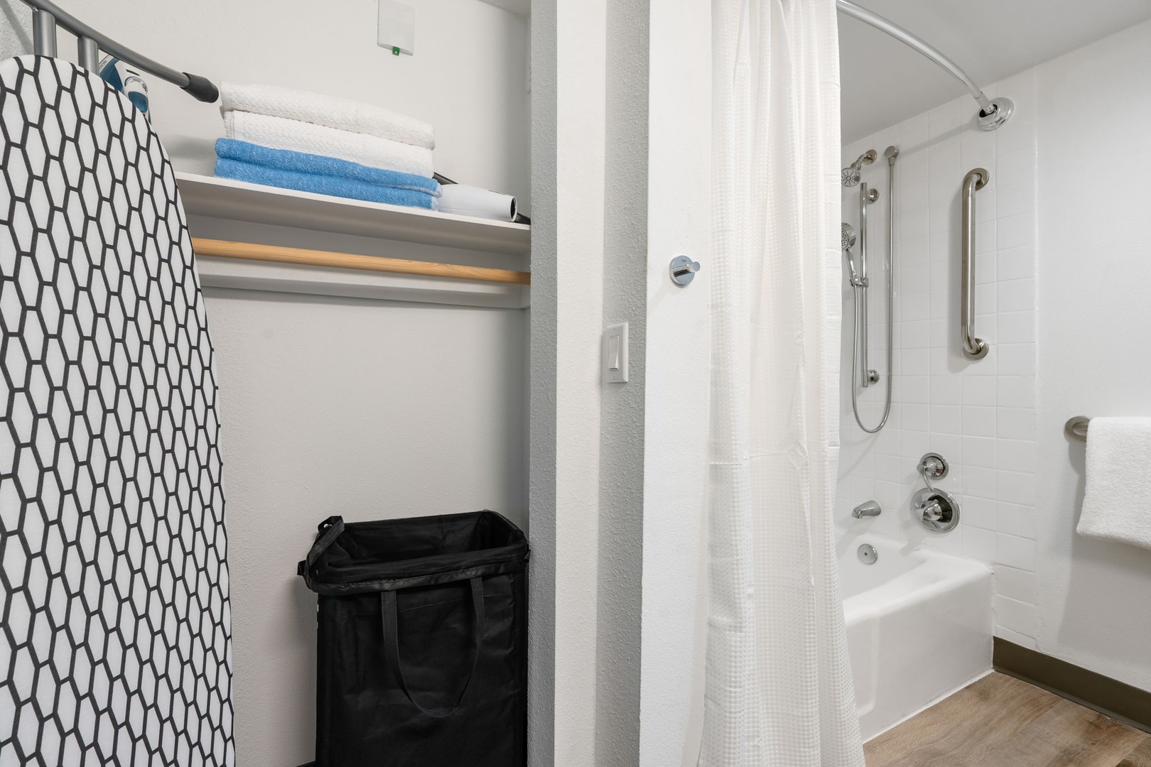 118-2828 Southwest Fwy-Houston Unit 425 10-25