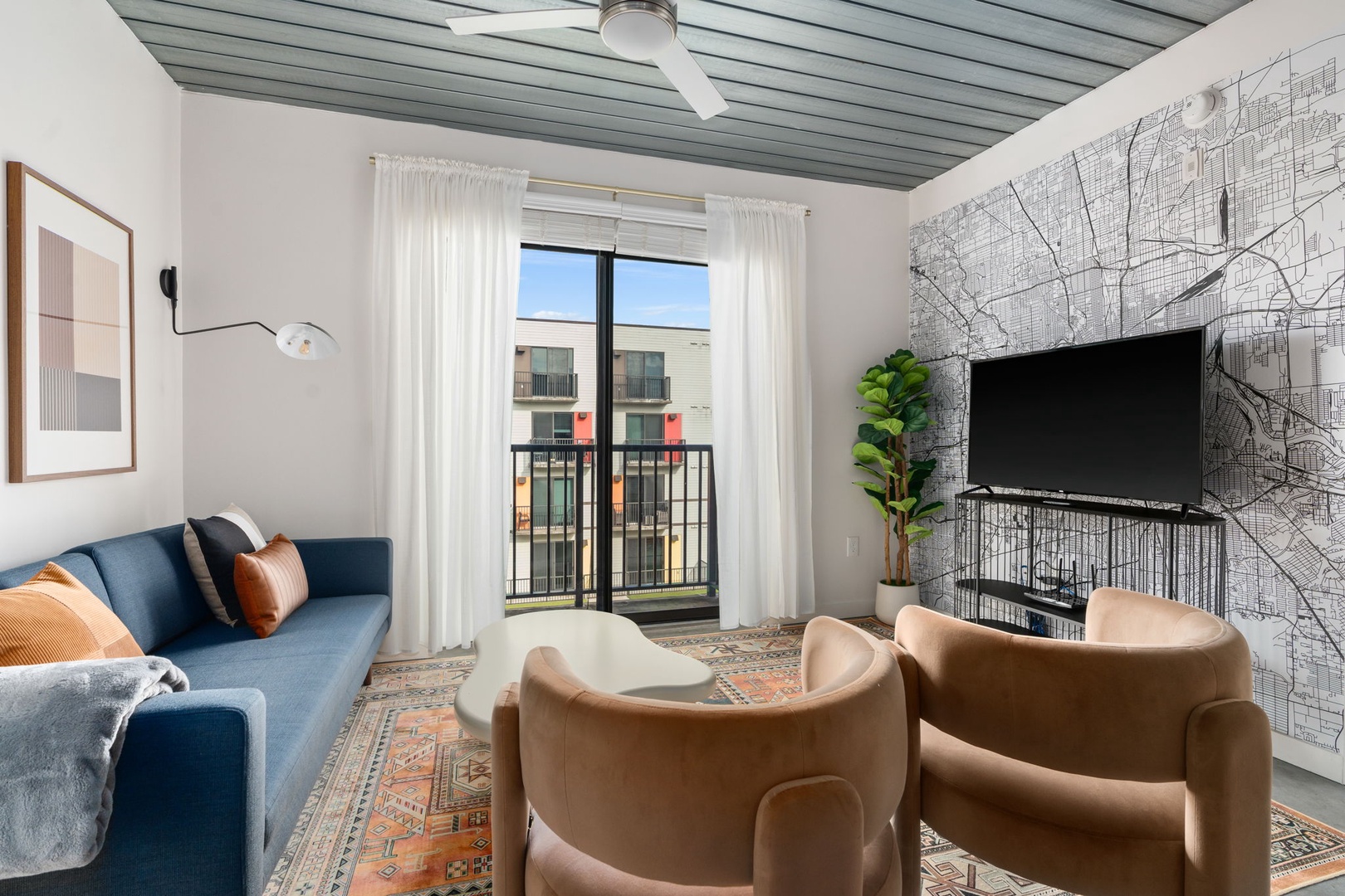 027-3550 Main-Houston-6127 0825