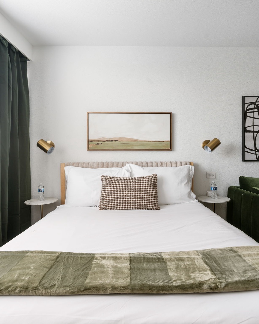 106-2828 Southwest Fwy-Houston Unit 425 10-25