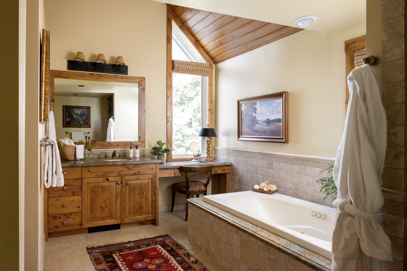 9-20251017LRPhoto_web_9