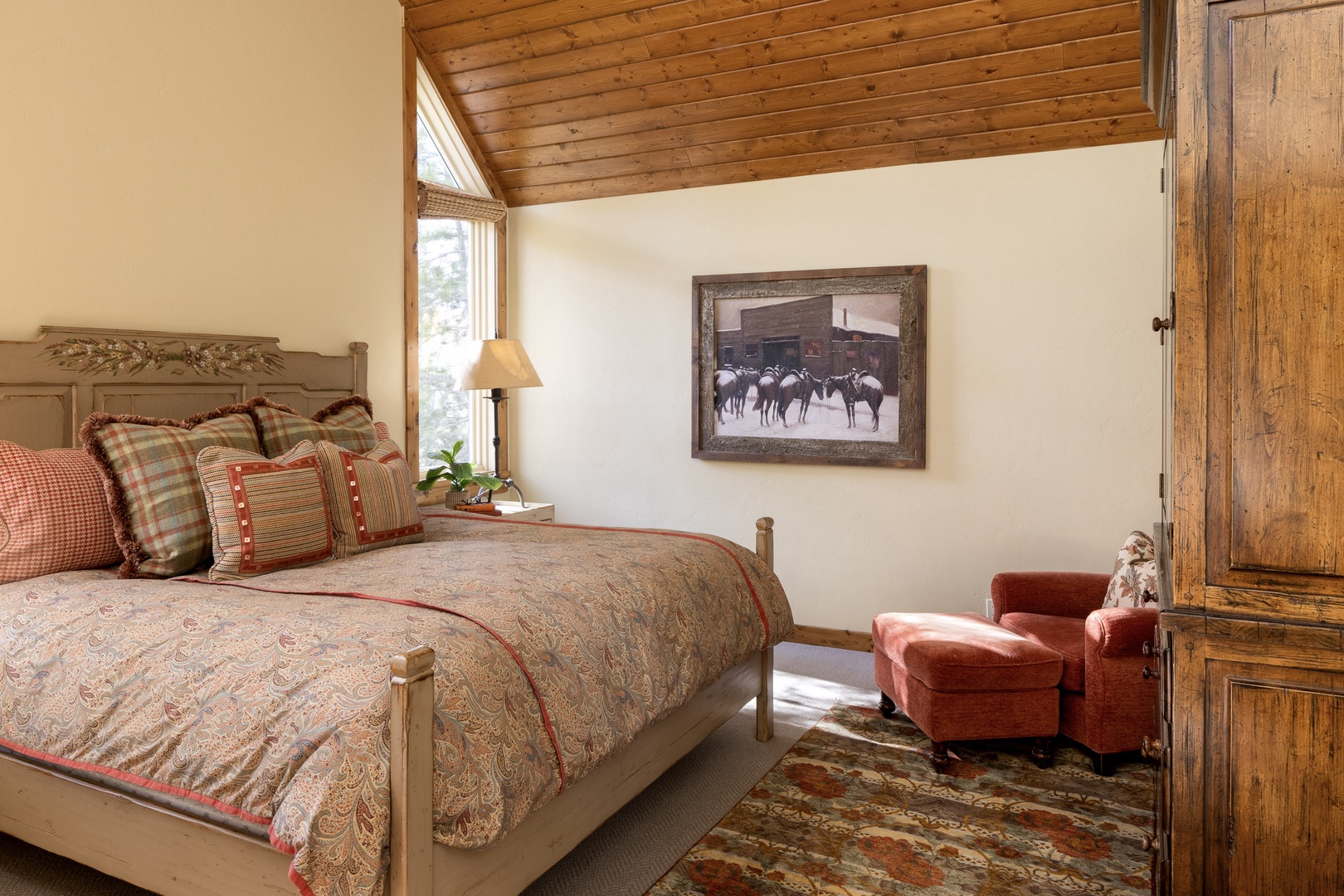 1-20251017LRPhoto_web_1