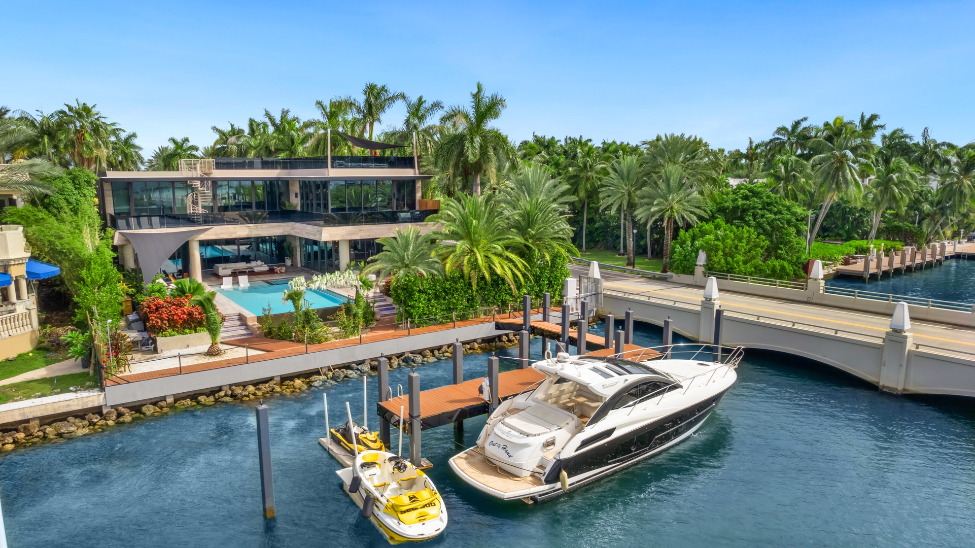 Villa Palm Island - Luxury Rentals Miami Beach