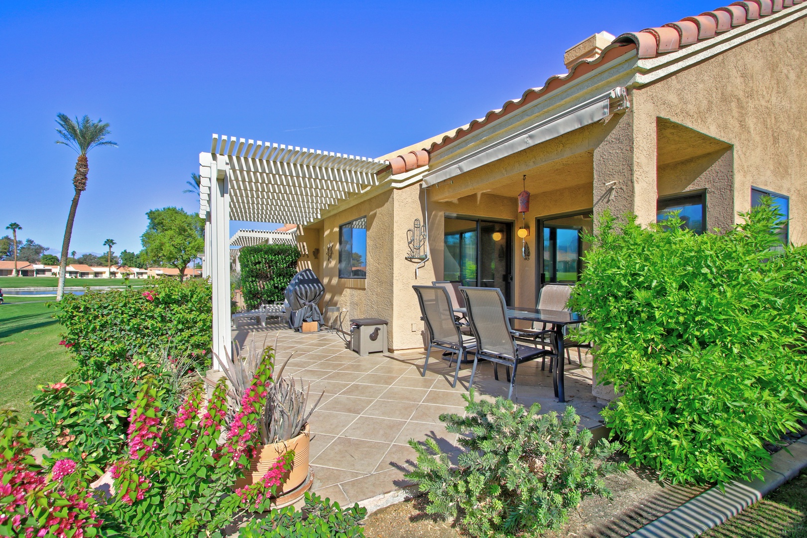Palm Desert Resort Country Club Condos For Rent