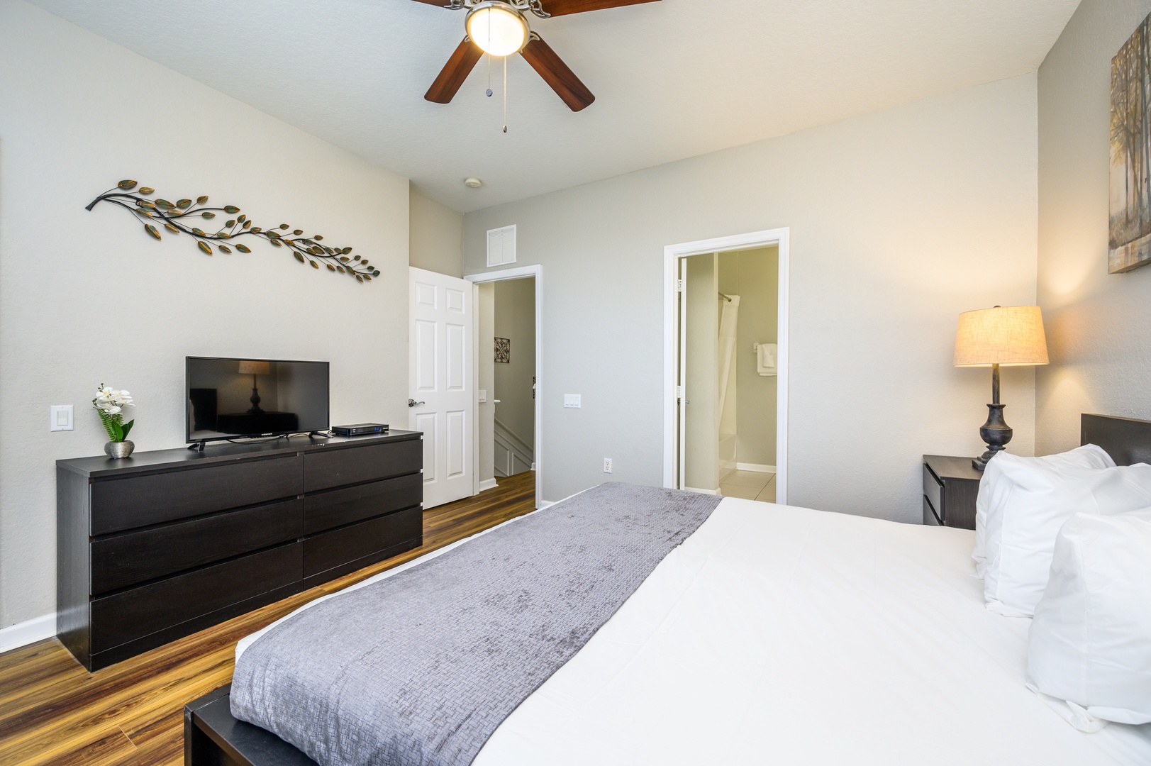 Primary Bedroom King Top / 3rd Floor