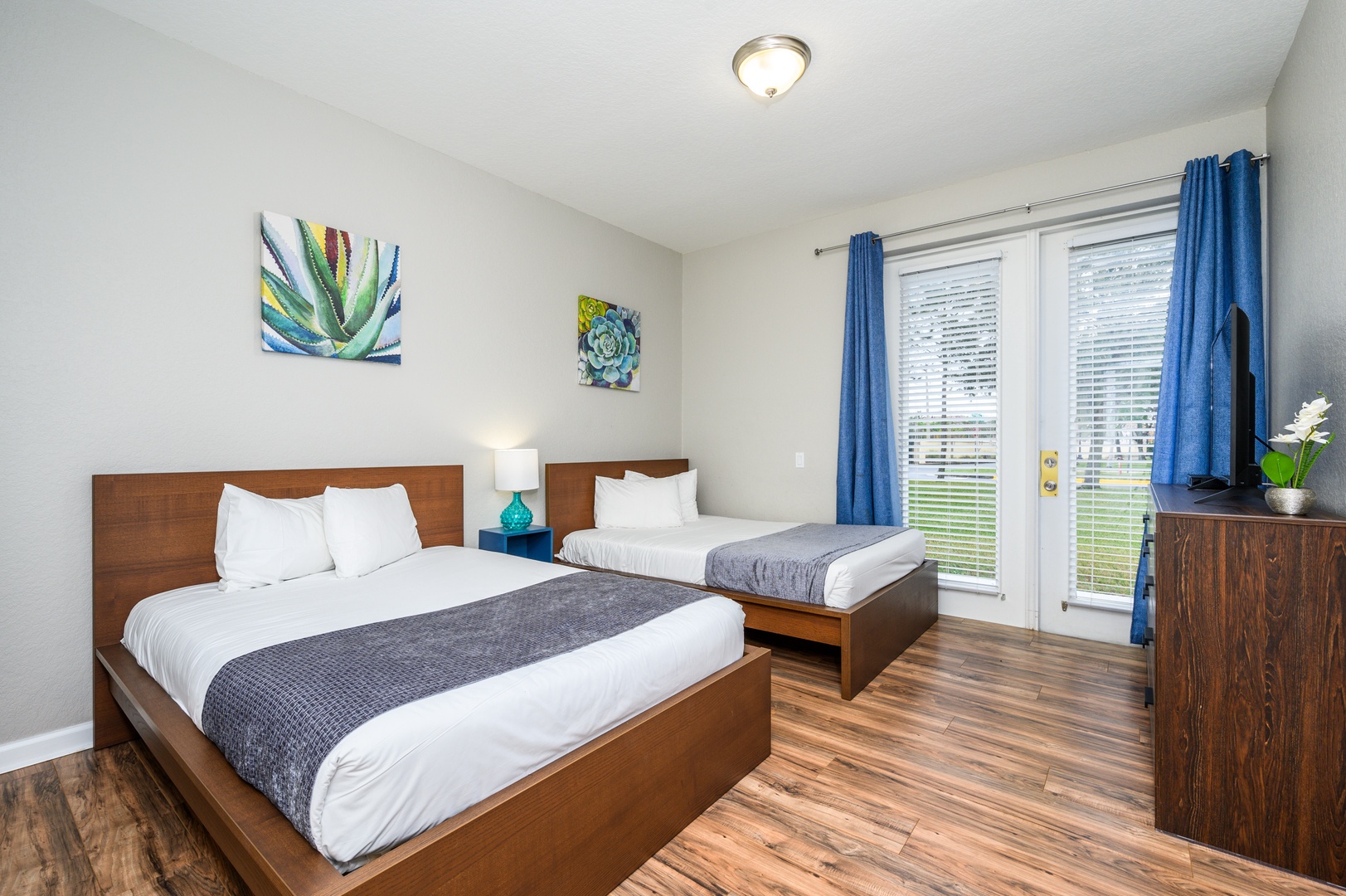 3rd Bedroom with Two Double Beds  - 1st / Ground Floor