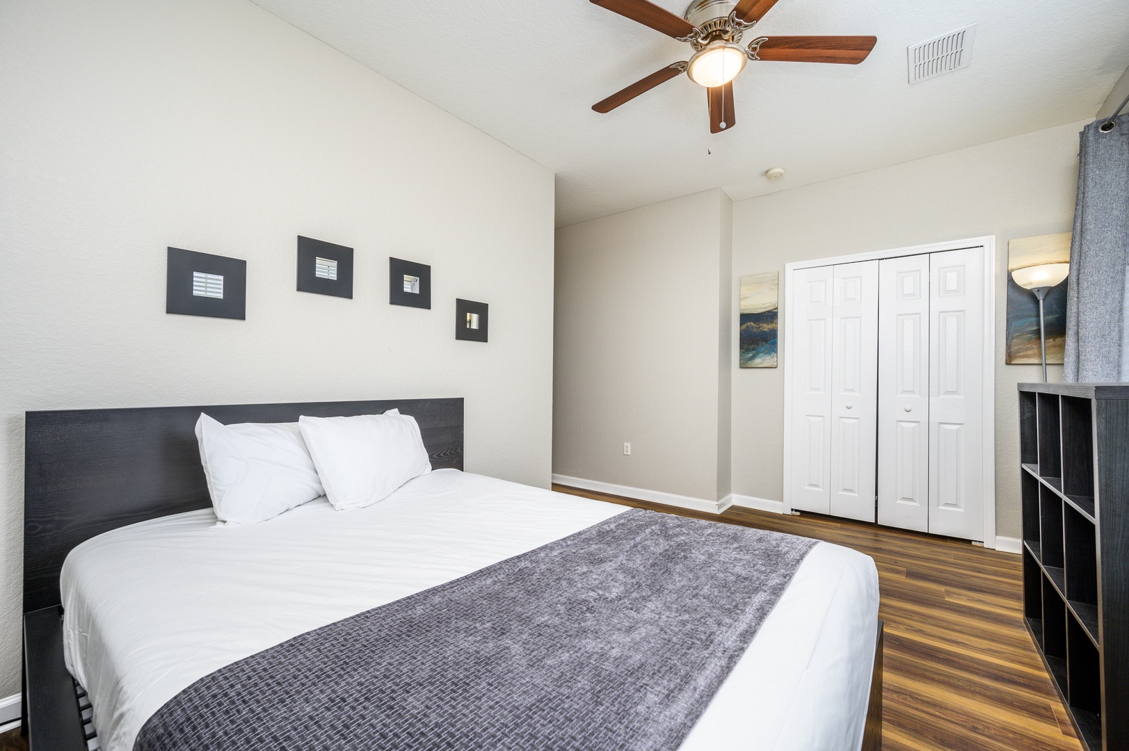 2nd Bedroom with Queen Bed - 3rd Floor