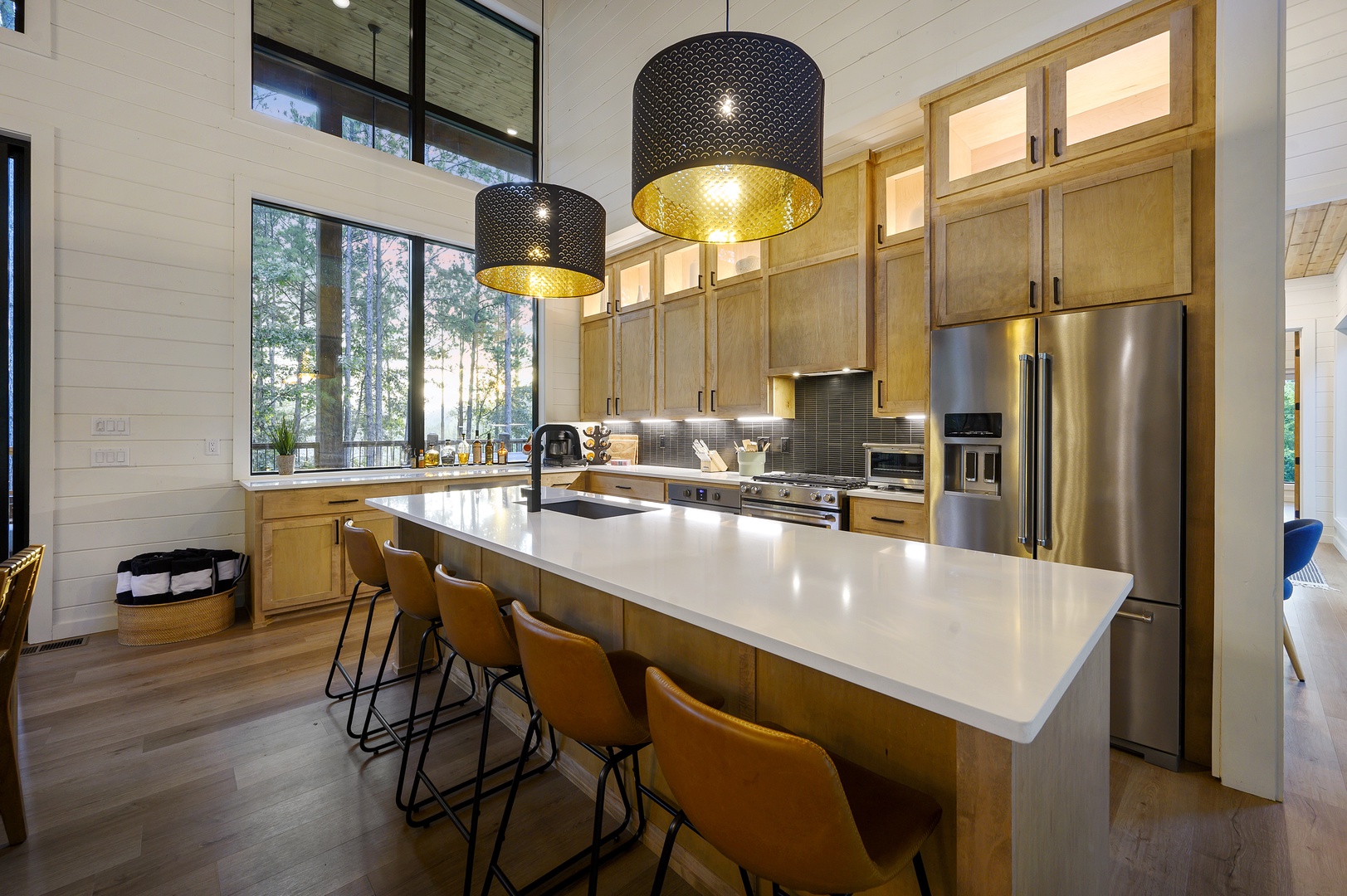 Large kitchen island is perfect for preparing meals during your stay