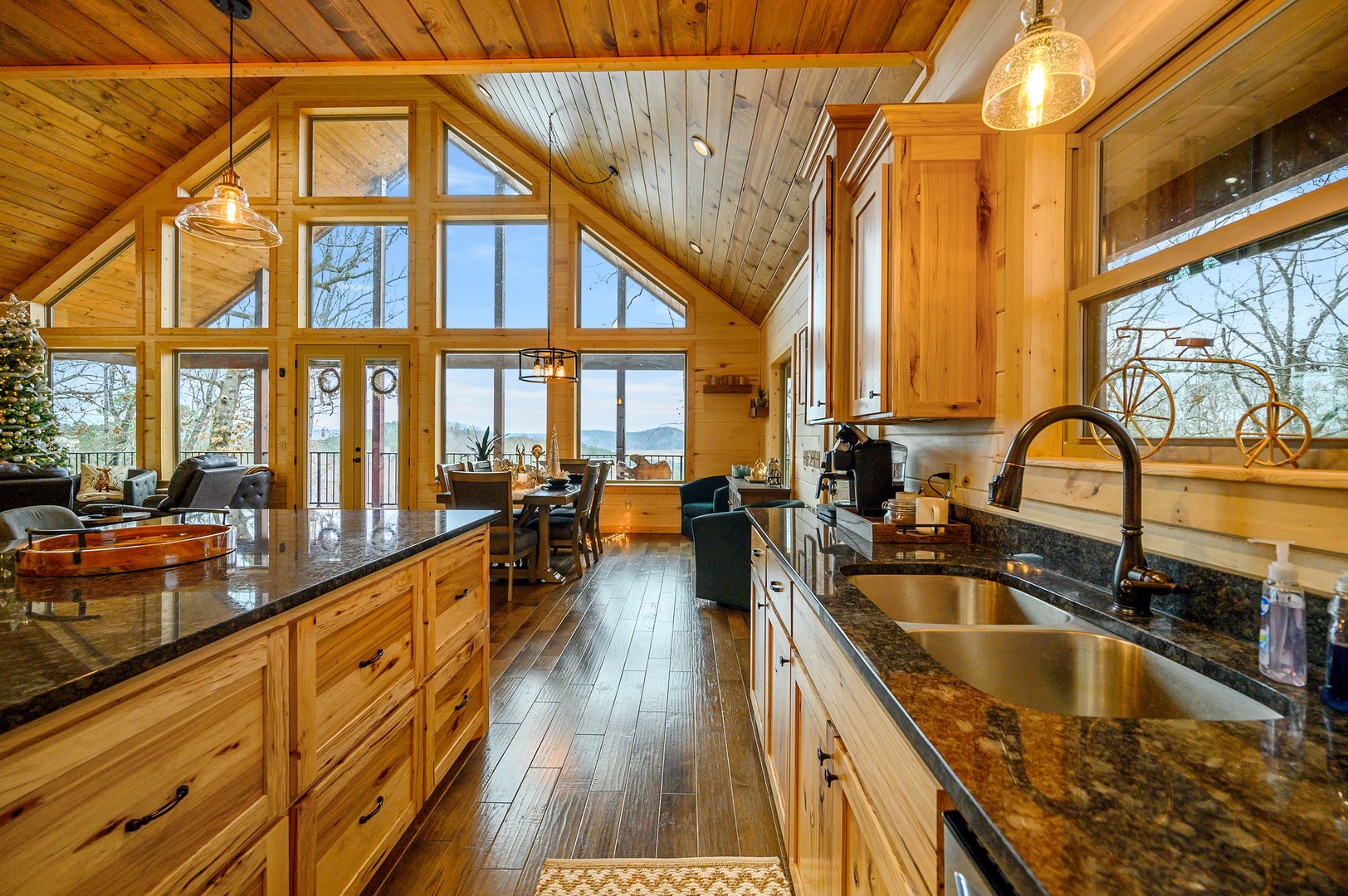 Mountain views can also be seen from the kitchen