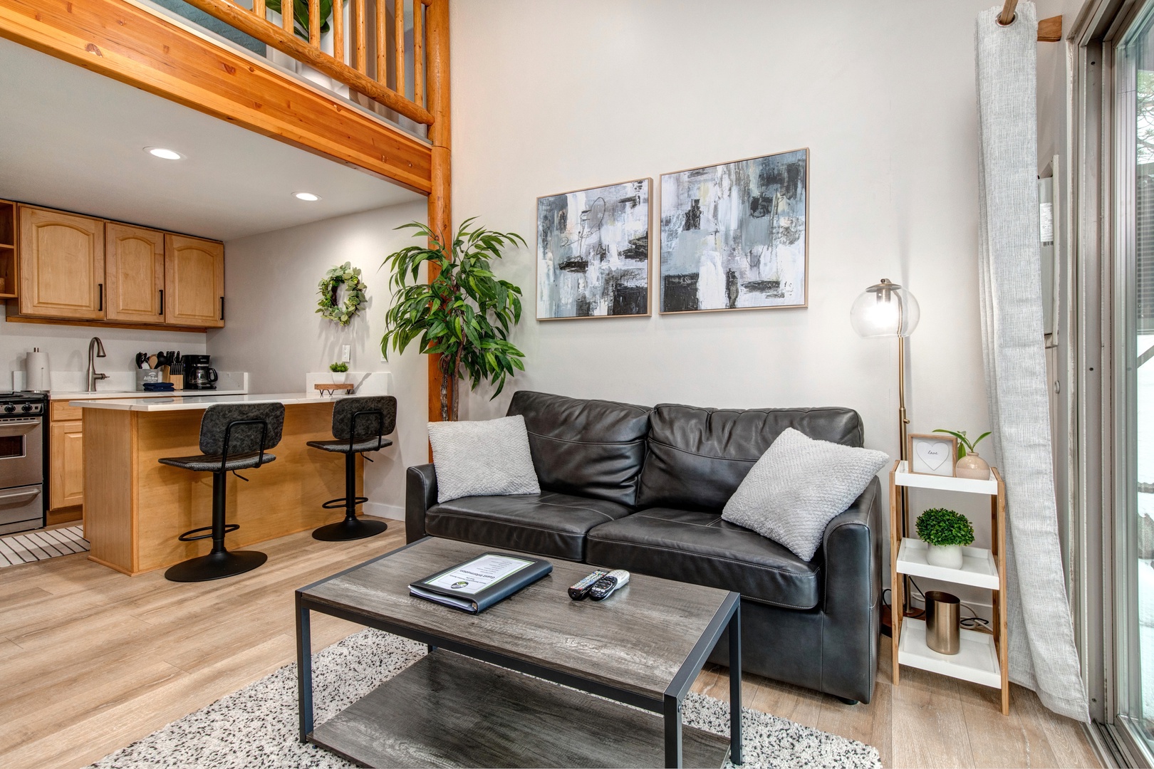 Prospector Condos 921