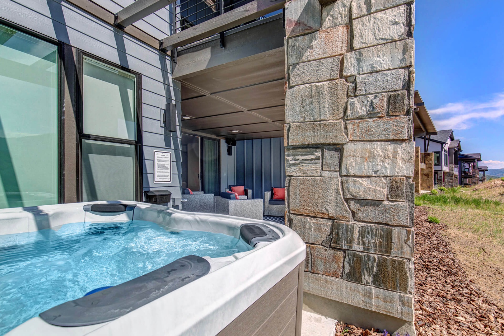 Private Hot Tub - Enjoy an evening outdoors in the summer or winter!