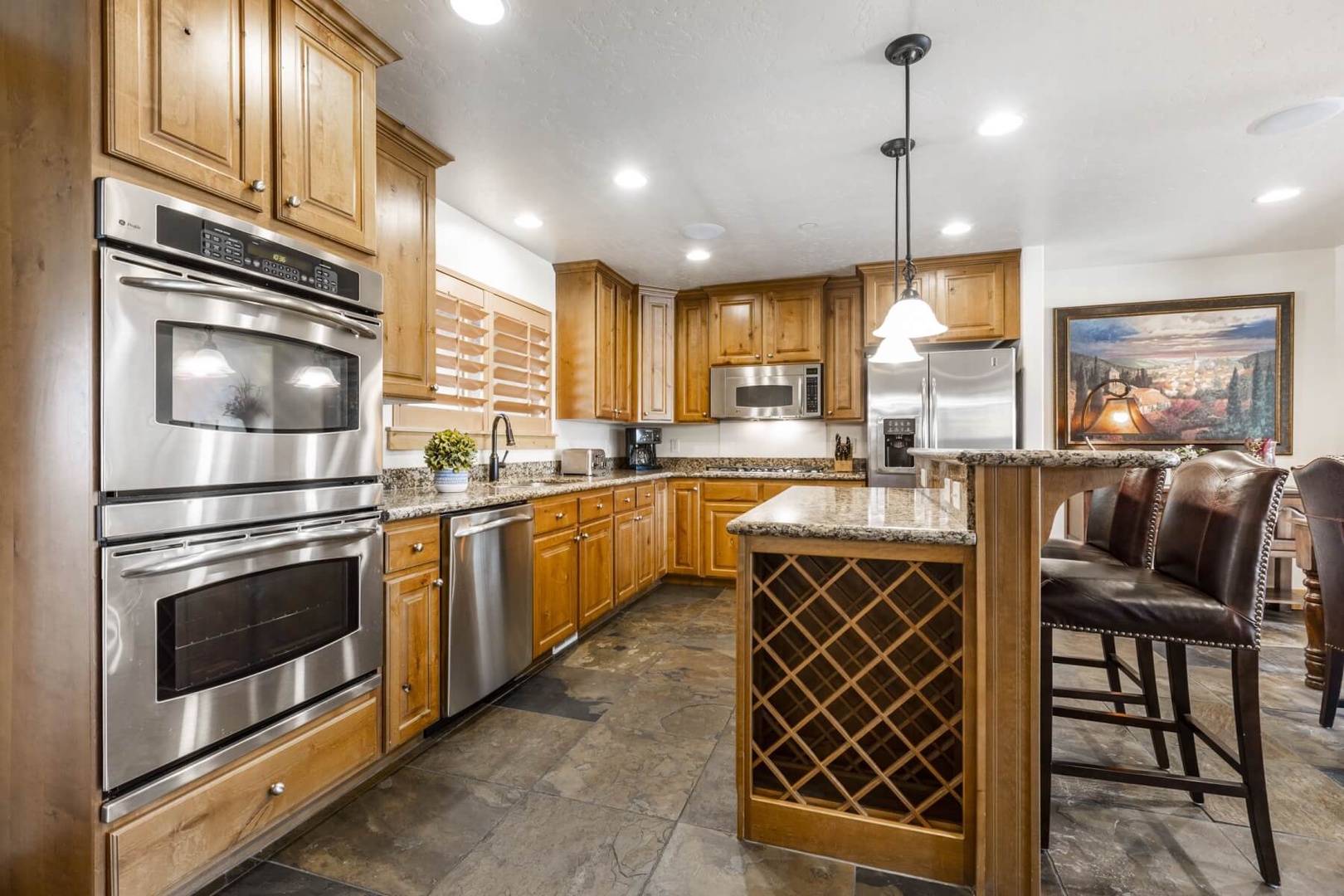 Bear Hollow Village 5607