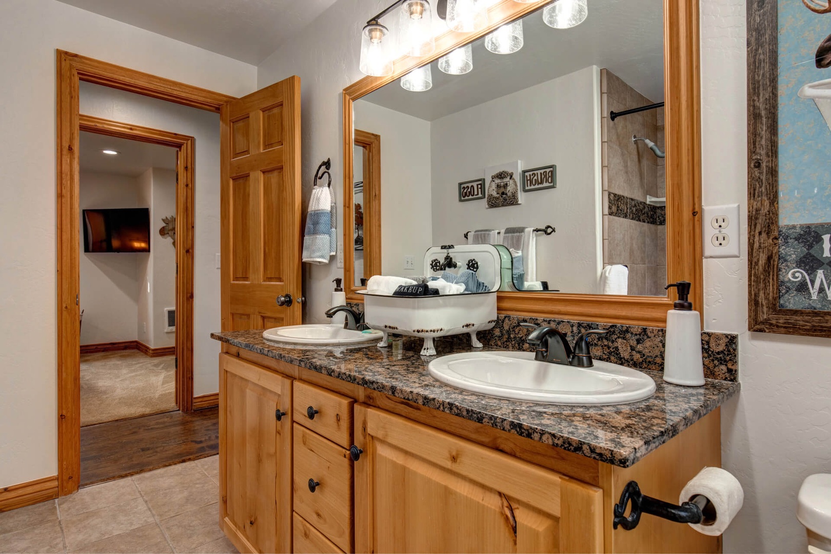 Bear Hollow 5534B by Moose Management_33