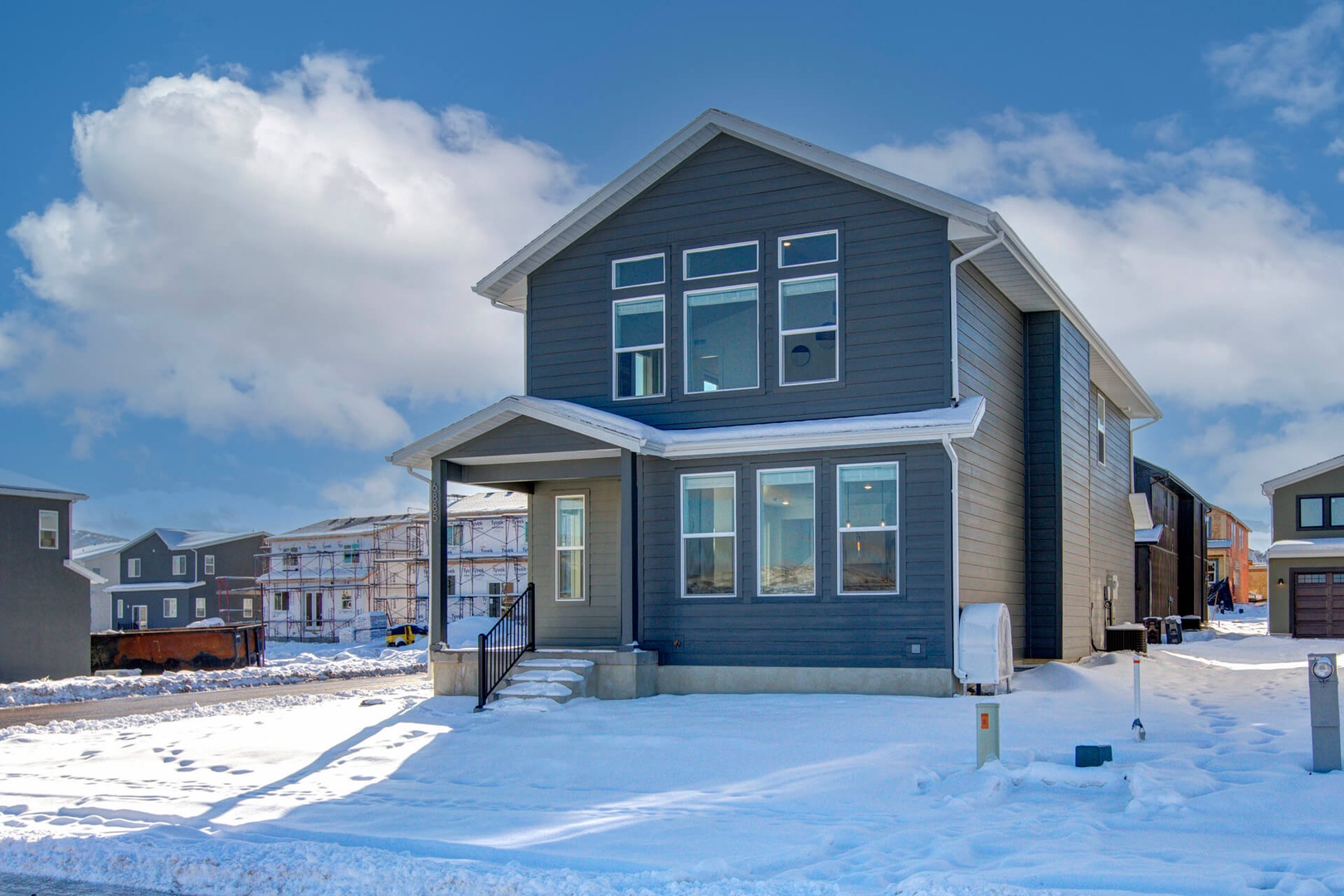 Silver Creek Village 6885