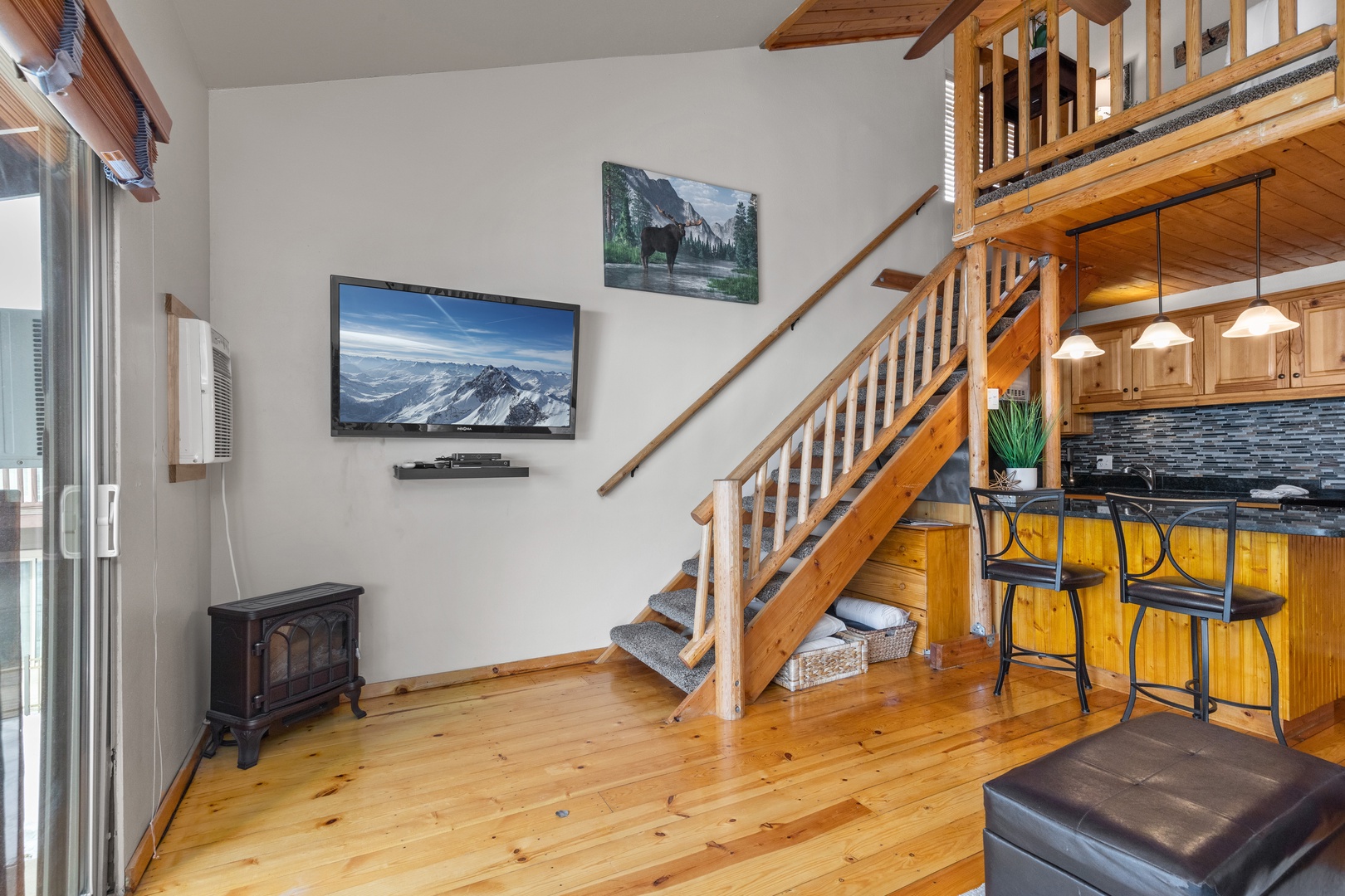 Prospector Condos 618