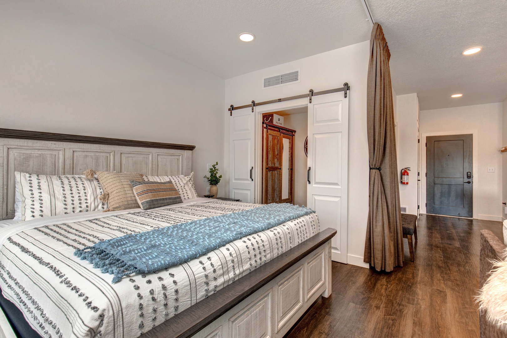 Silver Creek Village A304