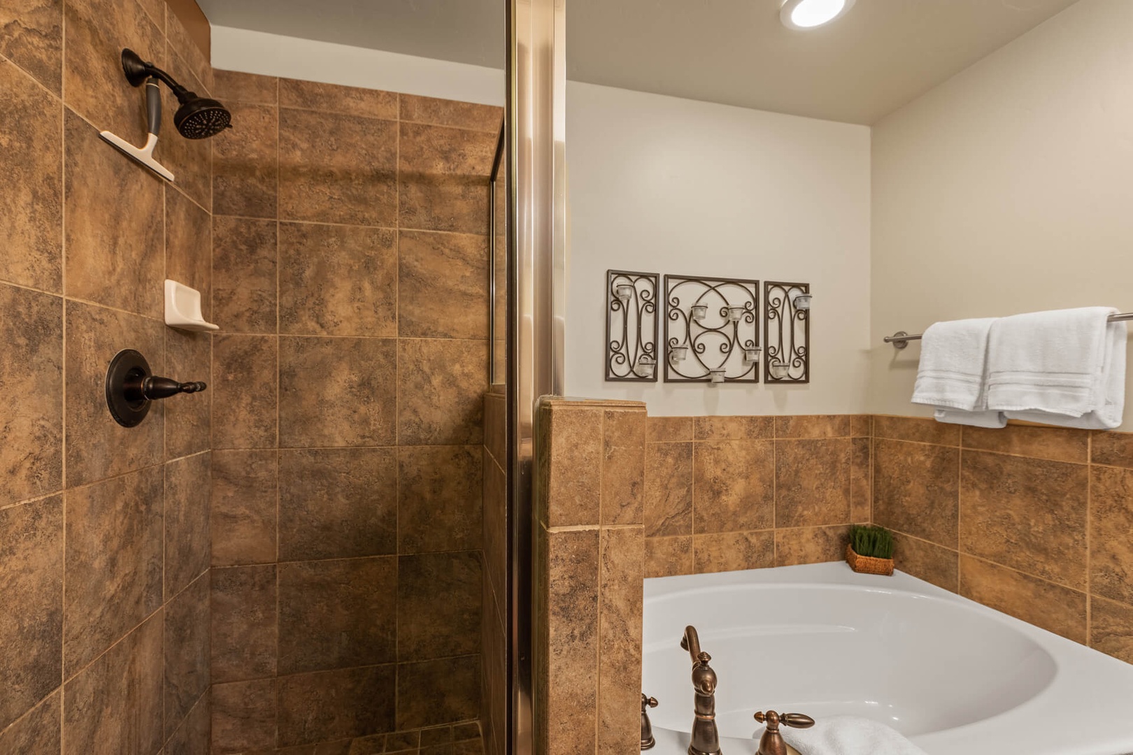 Bear Hollow Lodges 1304:  The beautifully appointed Master Bath has a deep oval tub and walk-in shower.