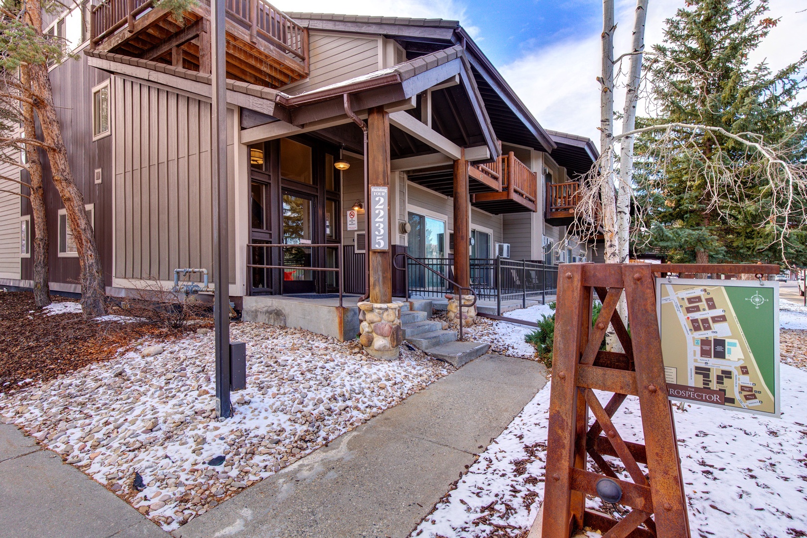 Prospector Condos 410