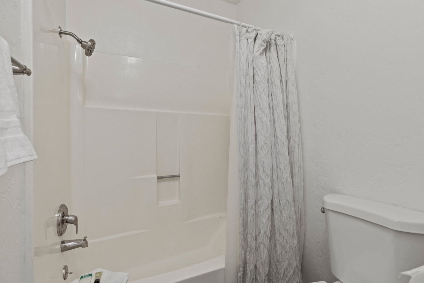 Prospector Condos 811