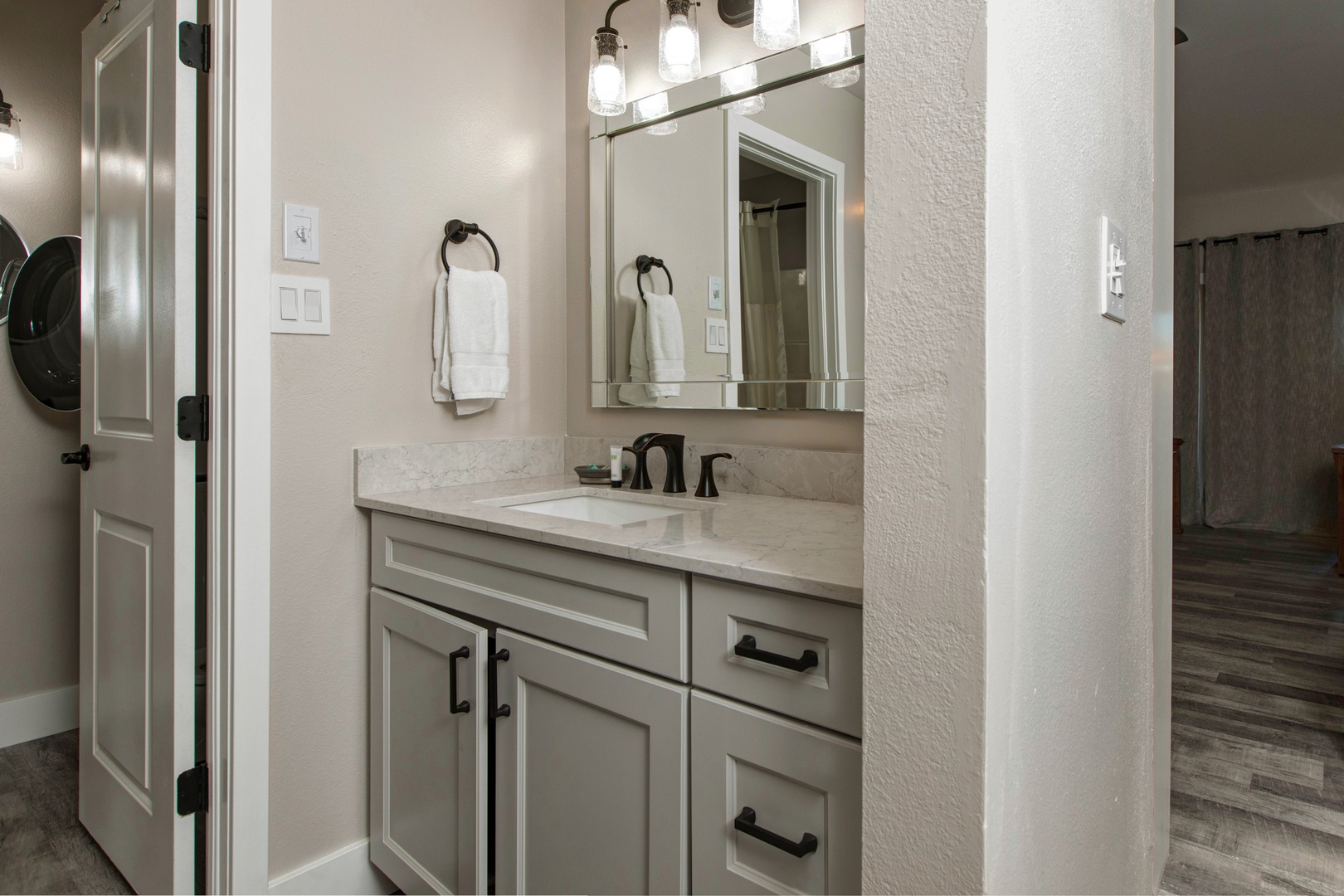 Prospector Condos 425