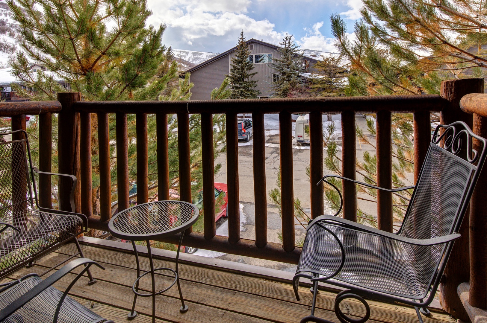Prospector Condos 732