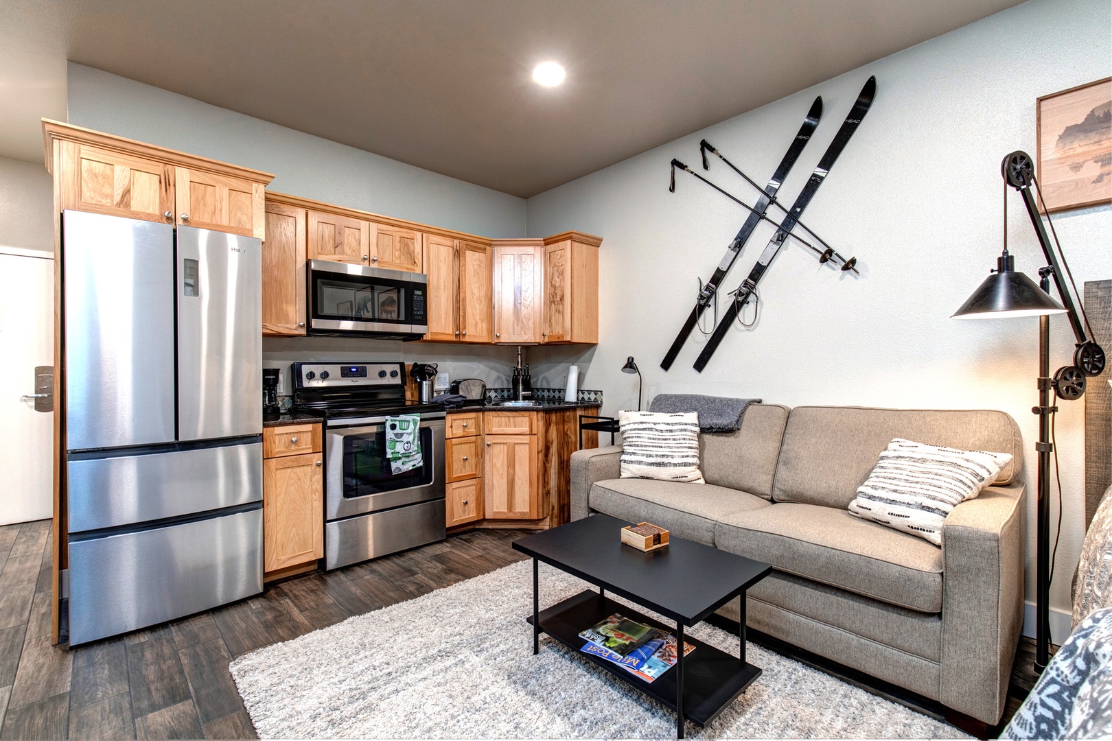 Prospector Condos 616