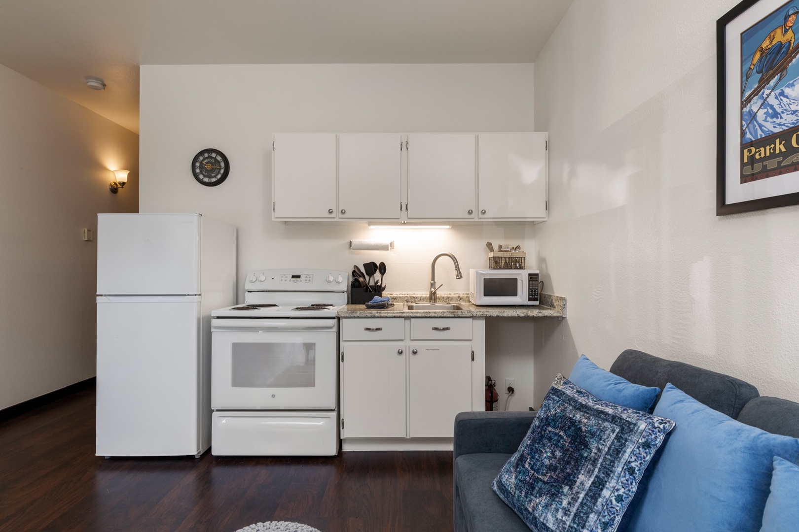 Prospector Condos 811