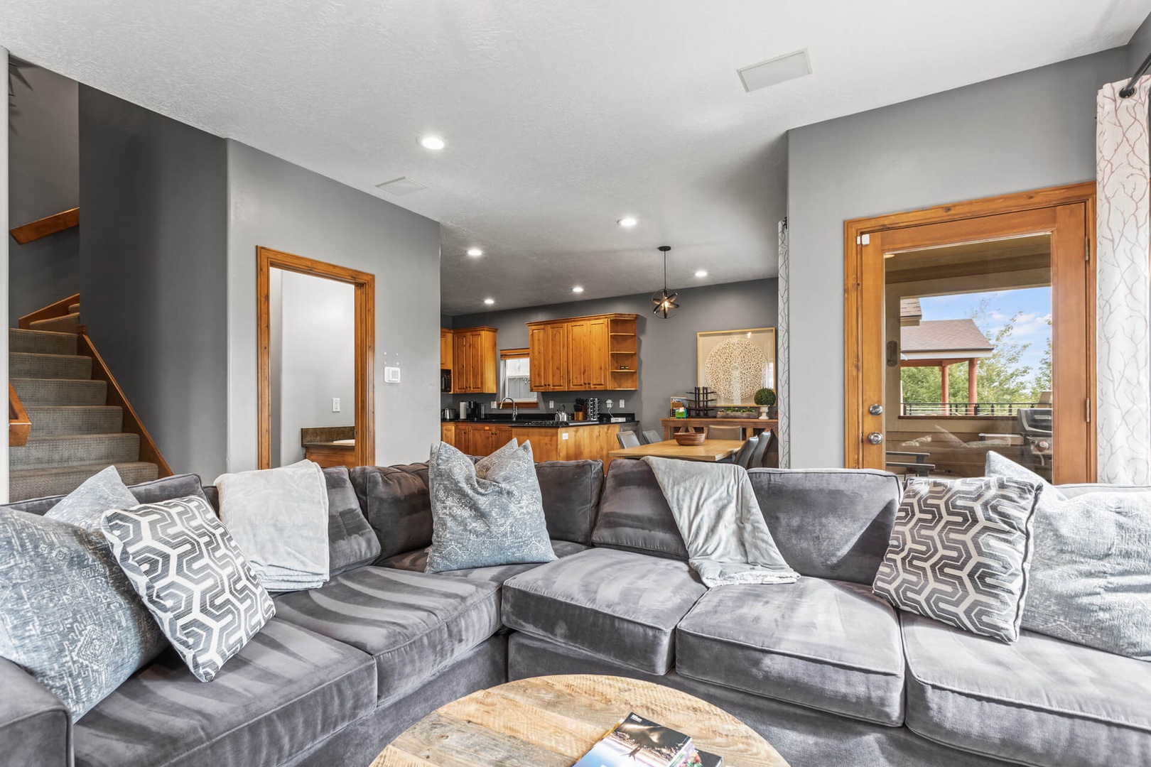 Bear Hollow Village 5458 by Moose Management