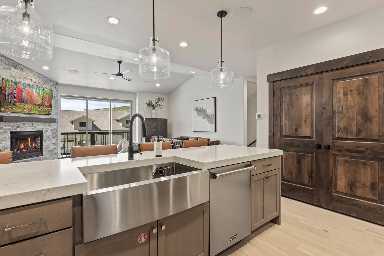 Black Rock Ridge 14488 by Moose Management