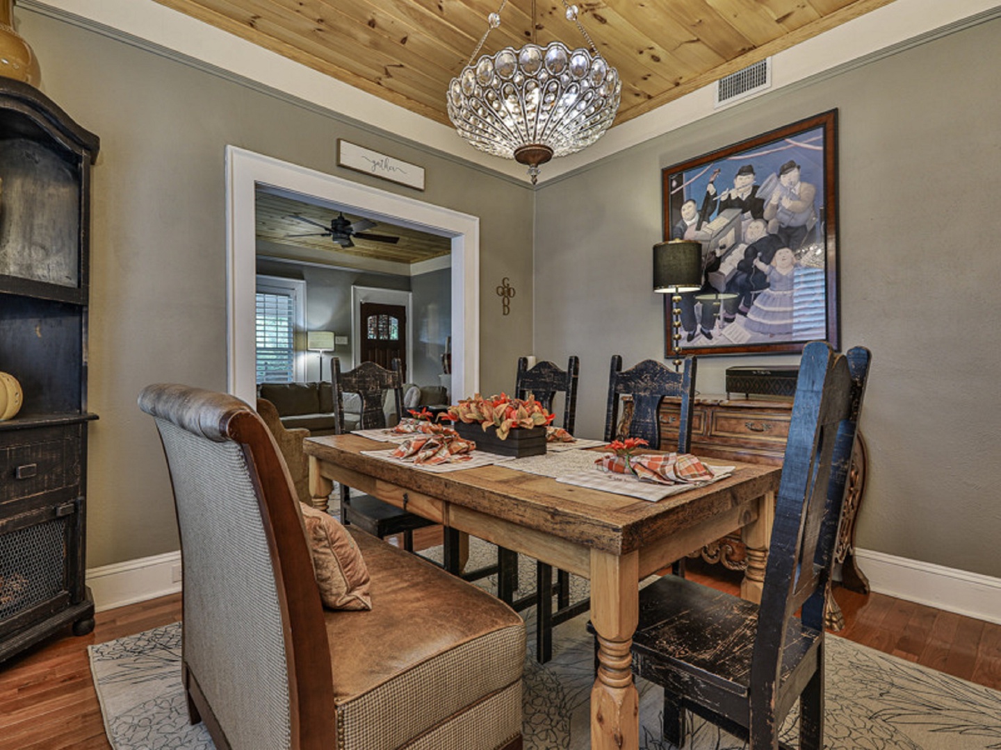 Dining Room Area