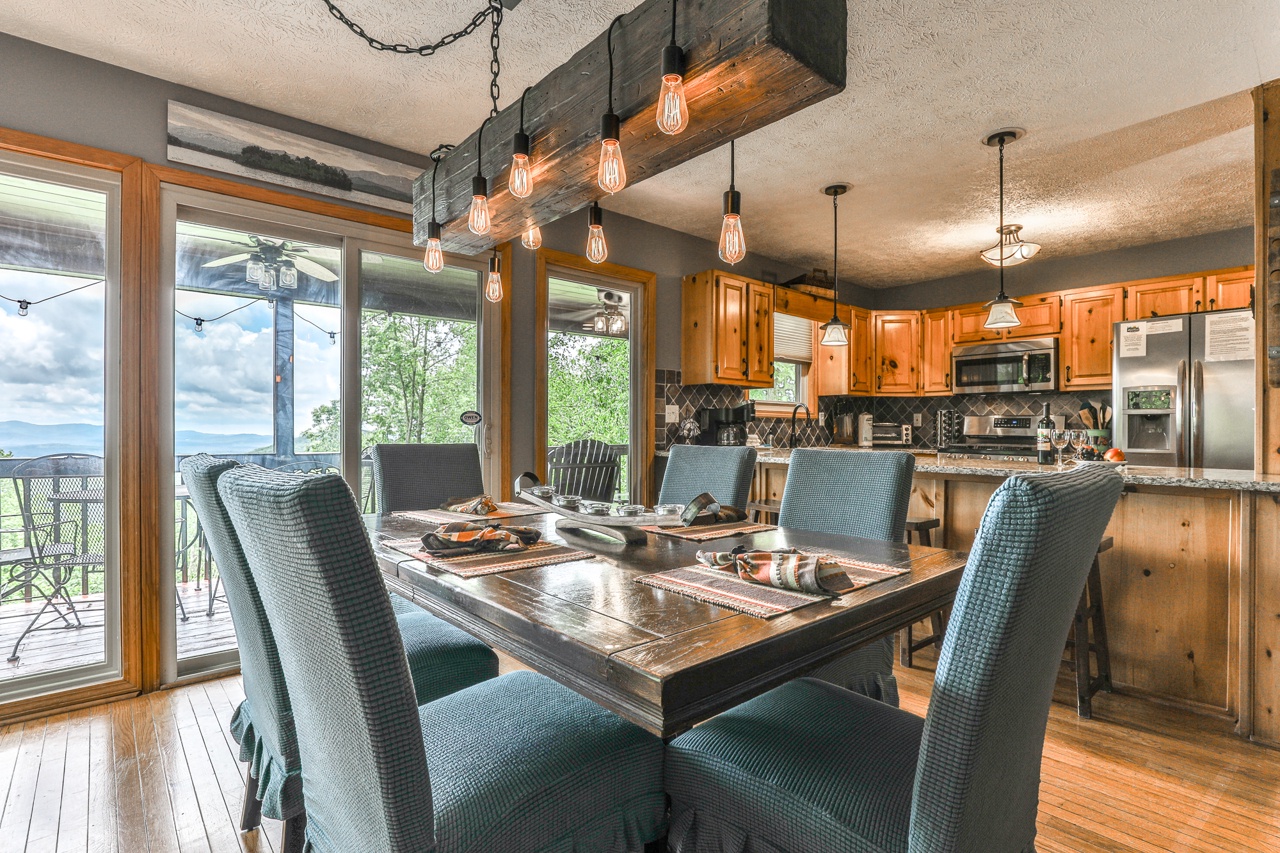 Dining Area with a view!