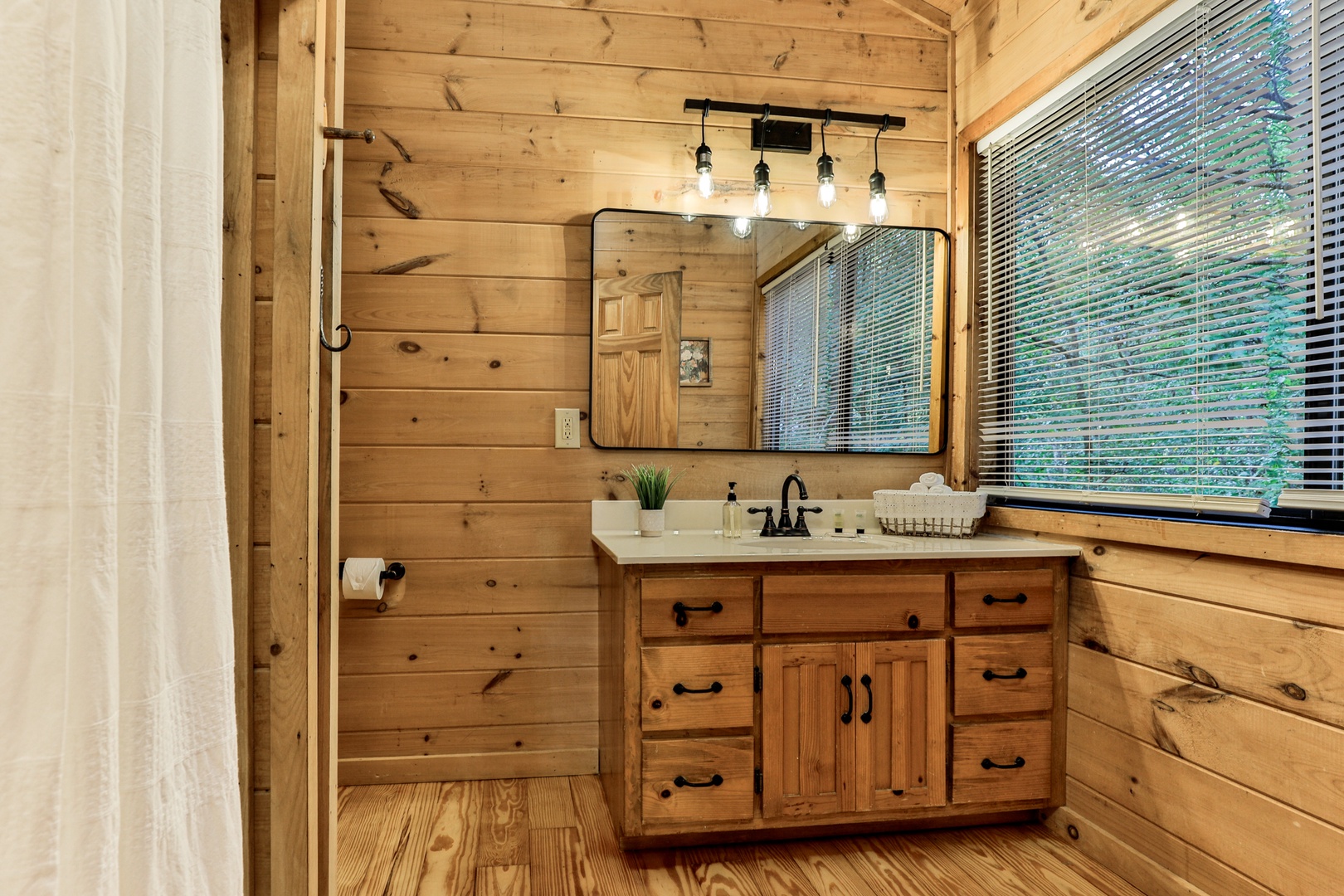 Master Bath Upper Level