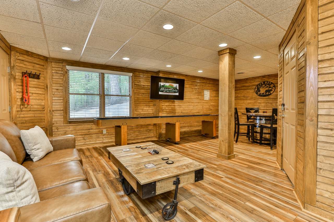 Terrace Level Game Room with seating & TV