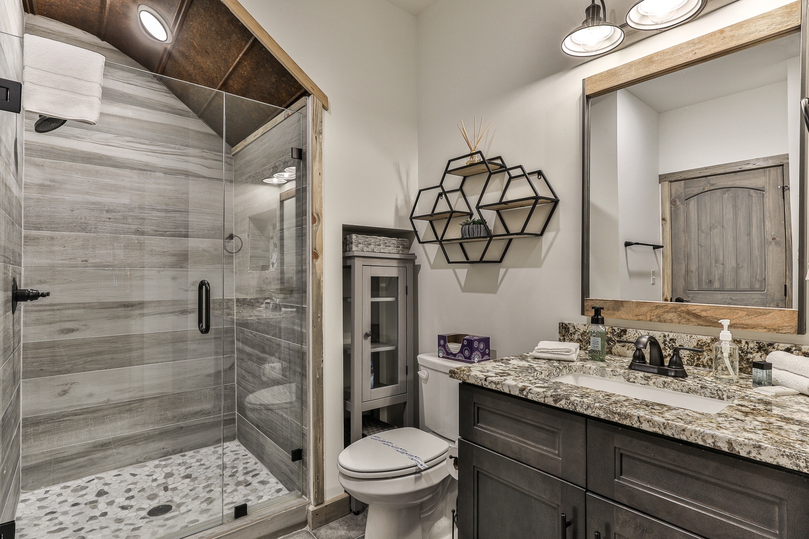 Main Floor Bath & Laundry Area