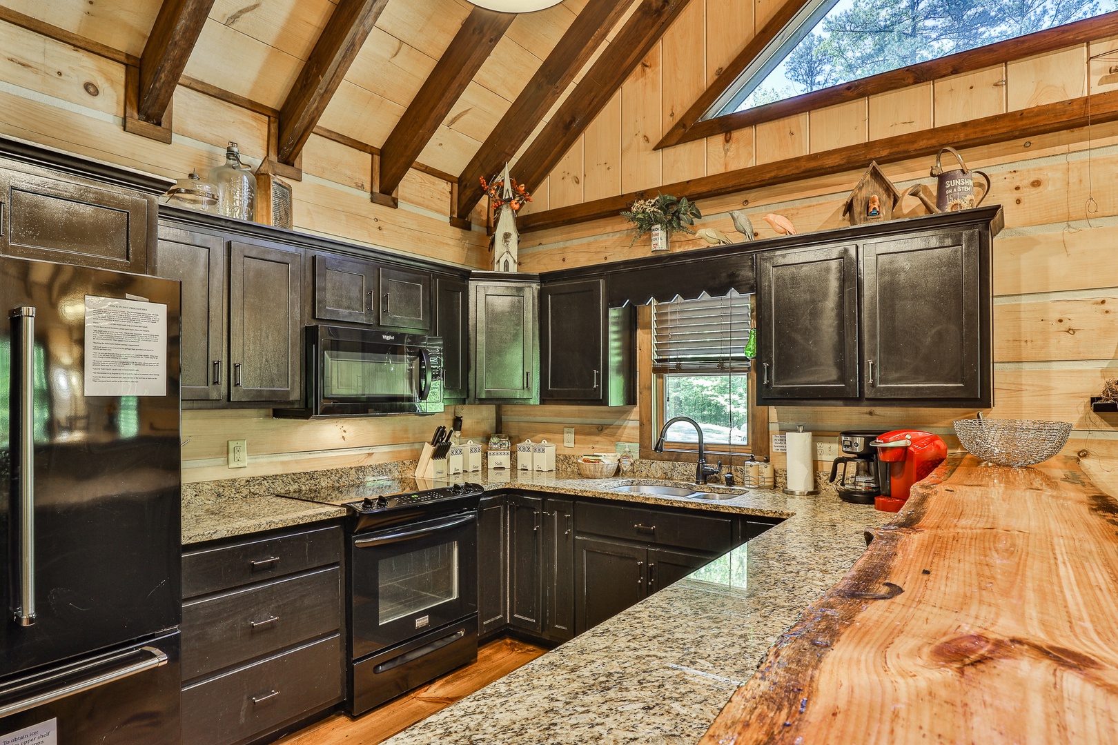 Fully Stocked Kitchen