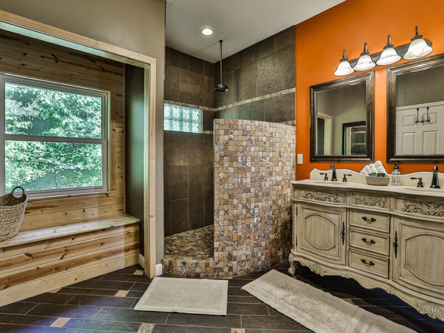 King Master Bath