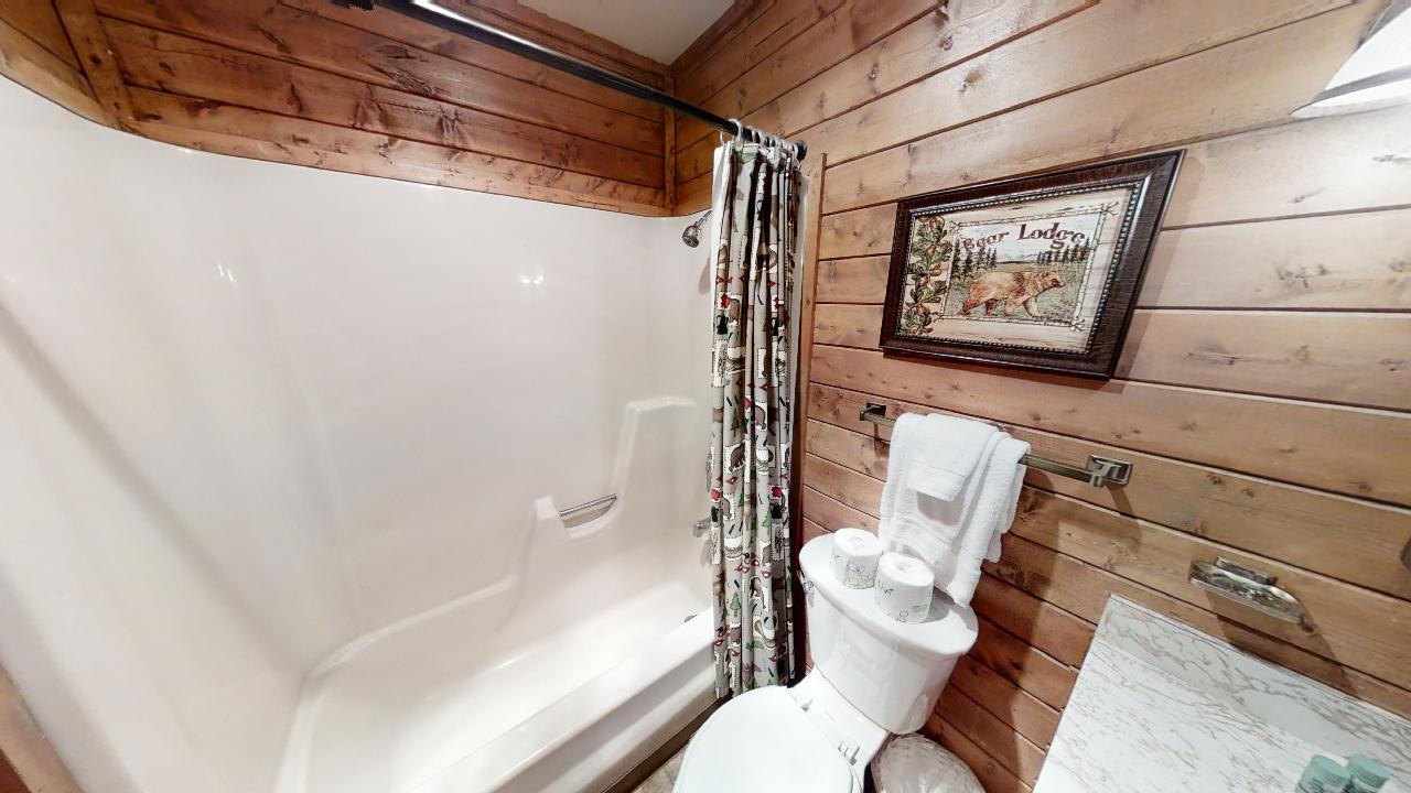 Bear-Valley-Cabin-08312021_122155
