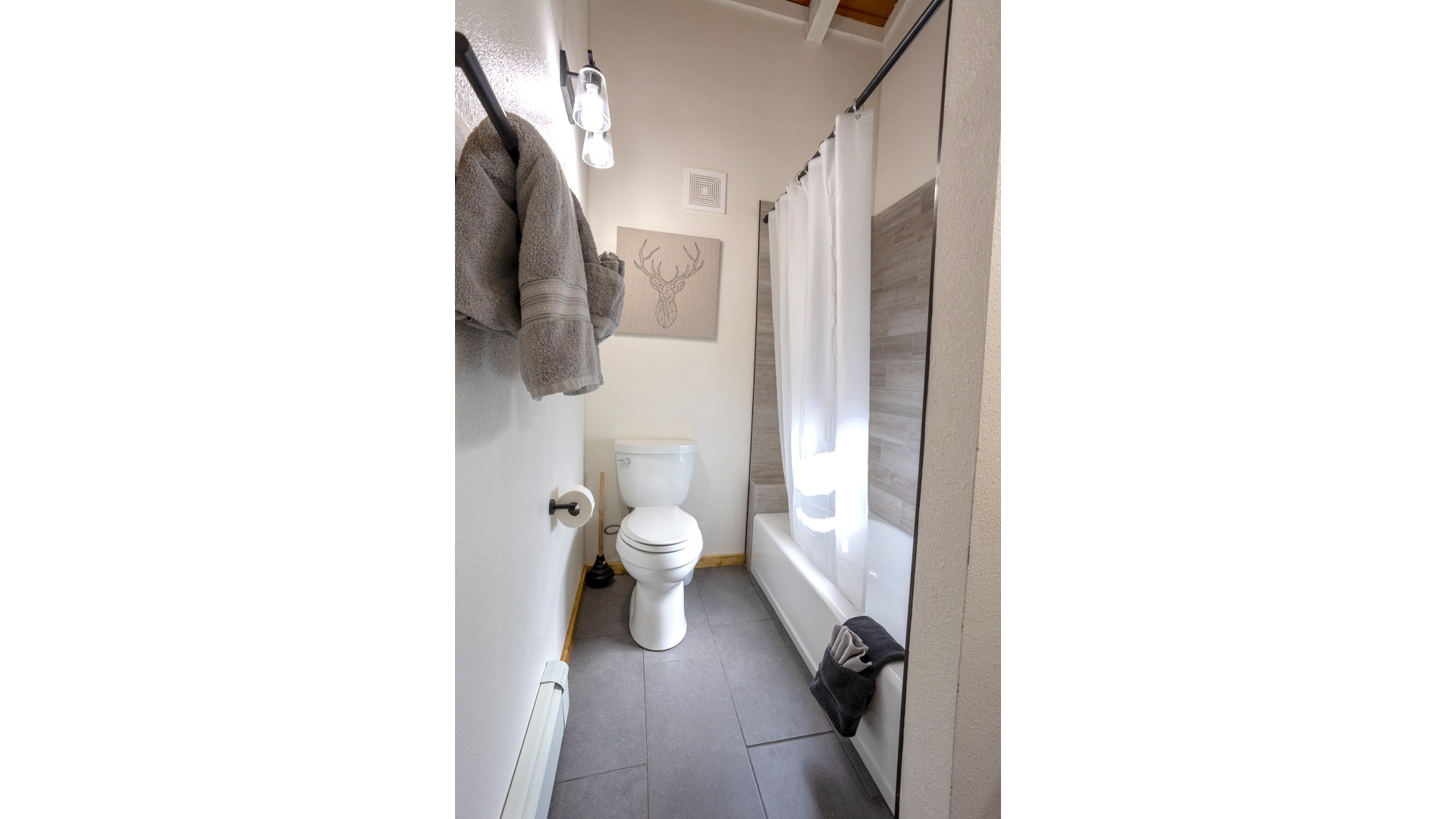 Bath Hall Tub