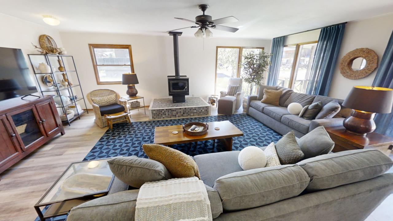 4th-Quarter-Living Room