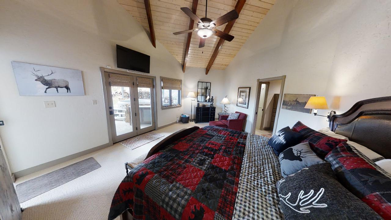 Bobcat-Peak-House-09222021_115204