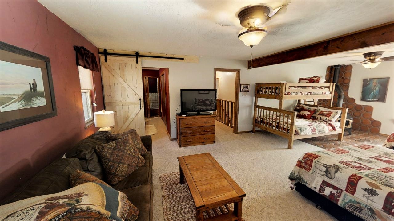 Bunkroom (5)