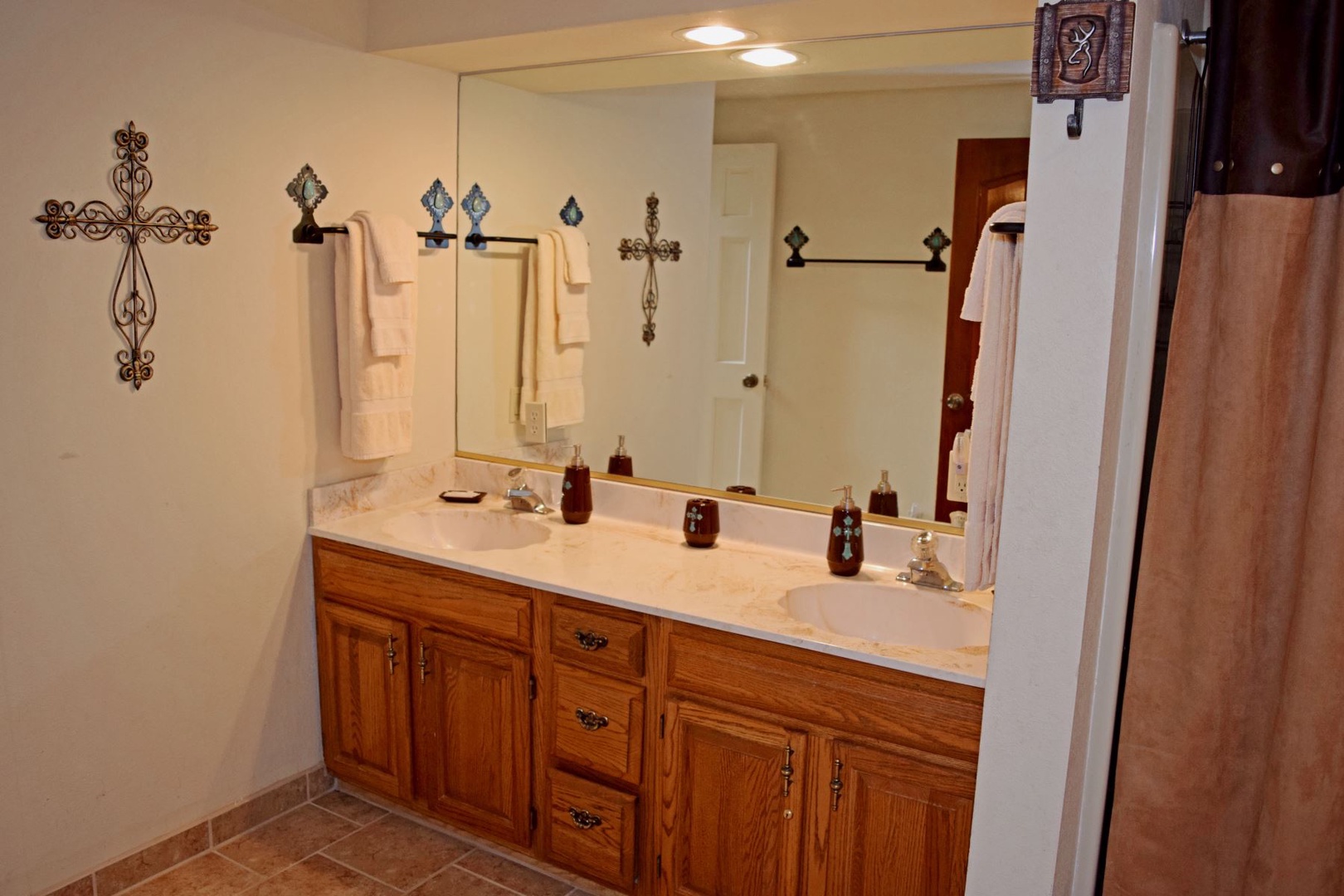 Tuhome Labelle Medicine Cabinet with Mirror Weathered Oak