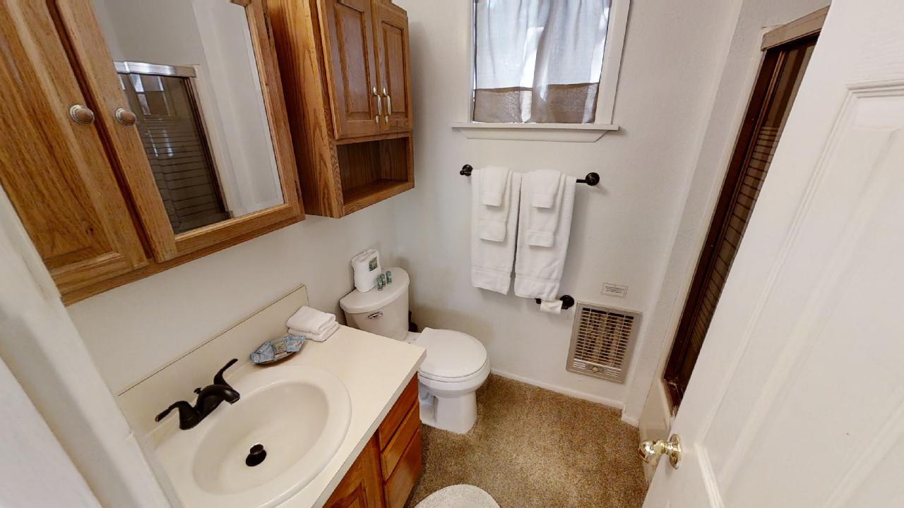 Apt Bathroom 2