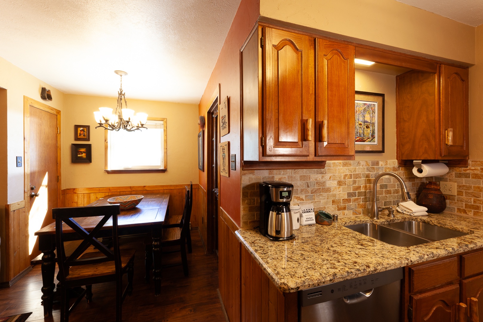 Grandview 1 Rustic Retreat