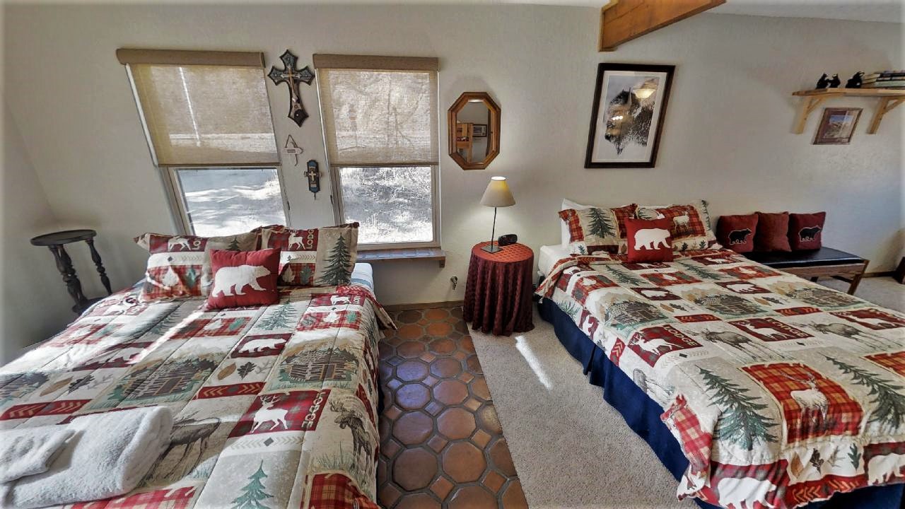 Bunkroom (3)